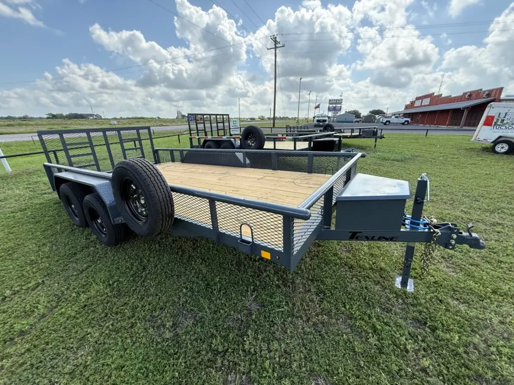 Stealth Tandem Axle Utility 83″ X 16′