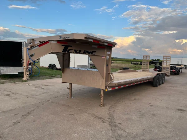 Gooseneck Bobcat Series 102″ X 32′
